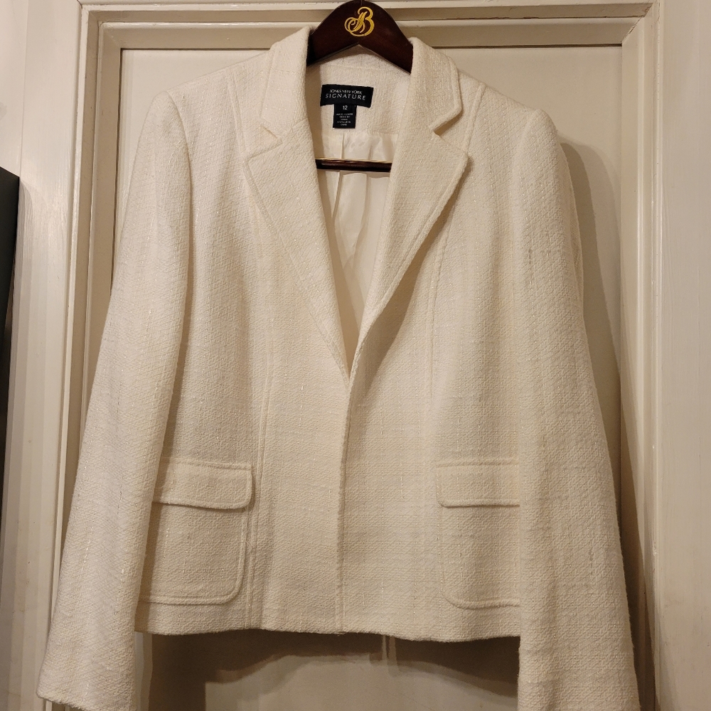 Jones New York Signature White Blazer size 12